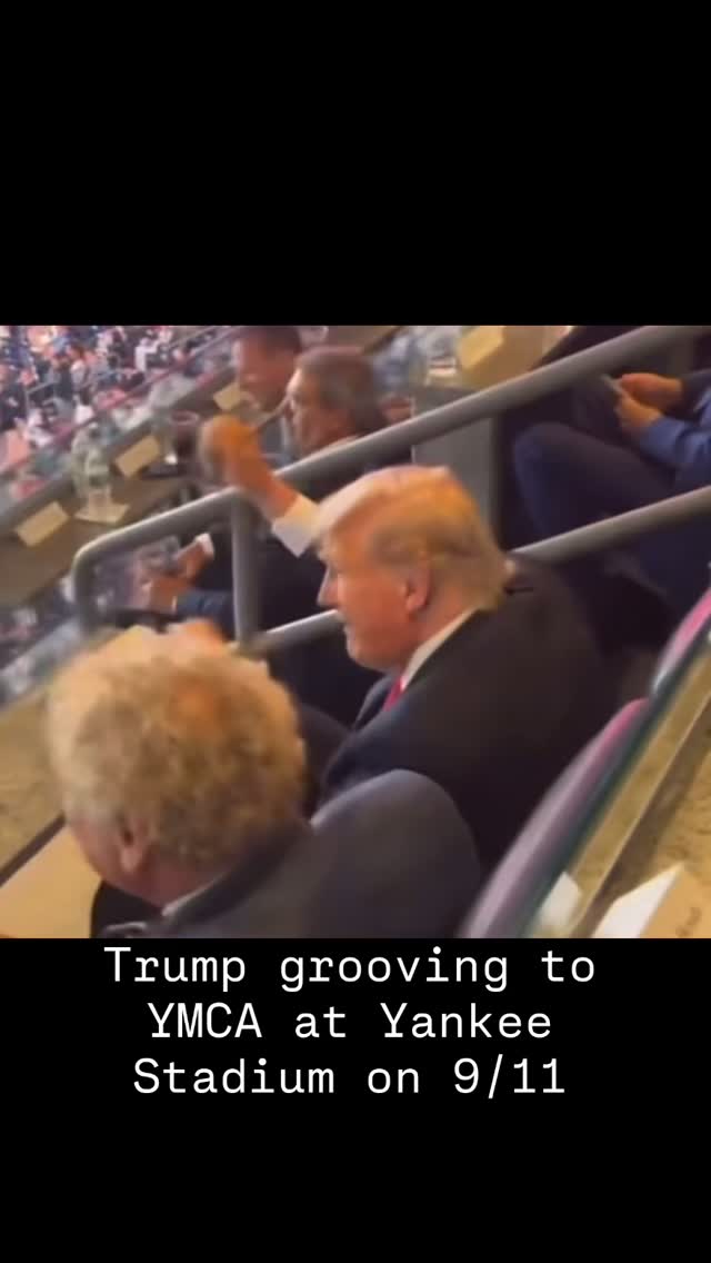 @realdonaldtrump showing off his moves @yankeestadium on 9/11 

#presidenttrump #nyyankees #911 #yankeestadium #ymca